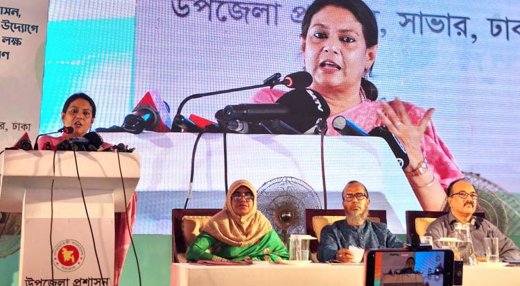 টেকসই উন্নয়নে জনগণকে নিয়মিত গাছ লাগানোর আহ্বান পরিবেশ উপদেষ্টার