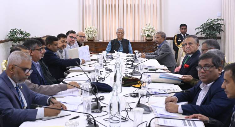 নির্বাচনকে সামনে রেখে সাইবার নিরাপত্তা জোরদারের নির্দেশ প্রধান উপদেষ্টার