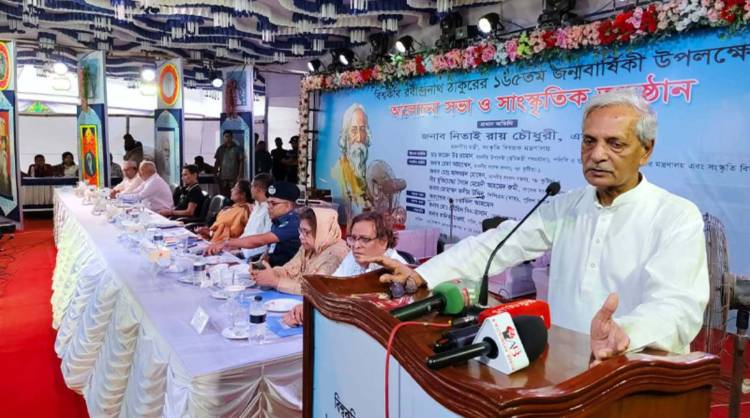 রবীন্দ্রসাহিত্য সমাজ থেকেঅন্ধকার দূর করার অন্যতম হাতিয়ার - সংস্কৃতি বিষয়ক মন্ত্রী