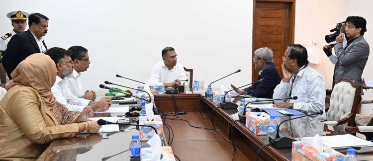 ঢাকা সিটির বর্জ্য থেকে বিদ্যুৎ প্রকল্প নিয়ে প্রধানমন্ত্রীর বৈঠক