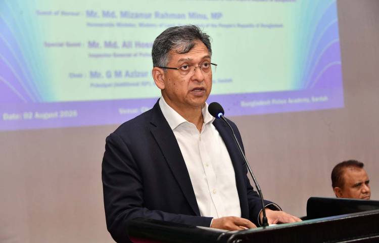 আইনের শাসন প্রতিষ্ঠার মাধ্যমে নতুন বাংলাদেশ গঠনে কাজ করার আহ্বান স্বরাষ্ট্রমন্ত্রীর