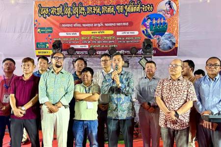 পার্বত্য চট্টগ্রামের মানুষ নিজস্ব ঐতিহ্য লালন করে দেশের উন্নয়নে ভূমিকা রাখছে  - দীপেন দেওয়ান