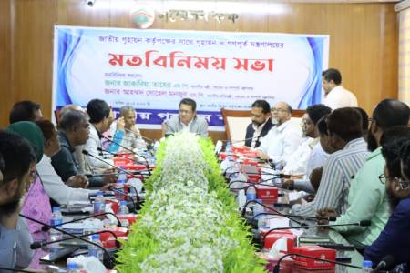 সাধারণ মানুষের সেবায় কোনো ধরনের হয়রানি নয়: কর্মকর্তাদের প্রতি নির্দেশ গৃহায়ন ও গণপূর্ত মন্ত্রীর   