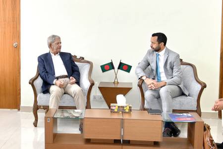 আইএলও ও চীনা নির্মাণ প্রতিষ্ঠানের সঙ্গে উন্নয়ন সহযোগিতা নিয়ে স্থানীয় সরকার মন্ত্রীর বৈঠক
