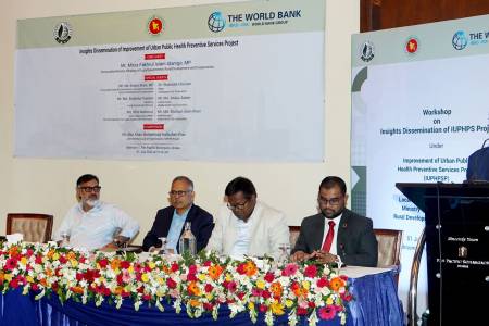 ডেঙ্গু প্রতিরোধে সচেতনতার বিকল্প নেই, অনলাইন প্রচারণা জোরদারের আহ্বান স্থানীয় সরকার মন্ত্রীর