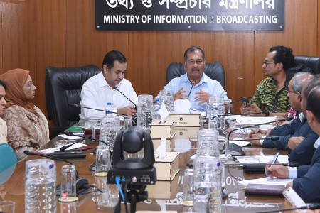 জেলা তথ্য কর্মকর্তাদের কার্যক্রমকে আধুনিক যোগাযোগ ব্যবস্থার আওতায় আনতে হবে - তথ্য ও সম্প্রচার মন্ত্রী