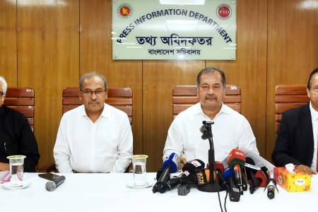 গত বিশ্বকাপে মধ্যস্বত্বভোগীর মাধ্যমে লেনদেন হয়েছিল প্রায় ১৪০ কোটি টাকা  - তথ্যমন্ত্রী