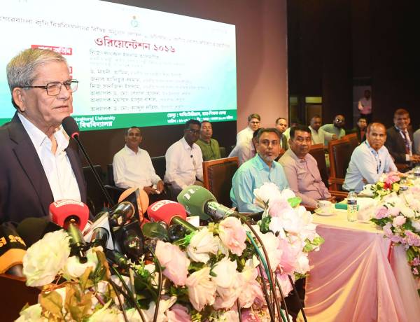 শুধু চাকরি নয়, কৃষিভিত্তিক শিল্প গড়ে তুলতে হবে -স্থানীয় সরকার মন্ত্রী